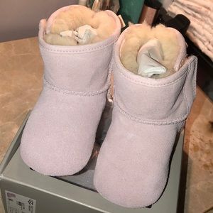 BRAND SPANKING NEW BABYGIRL SOFT BOTTOM UGGS